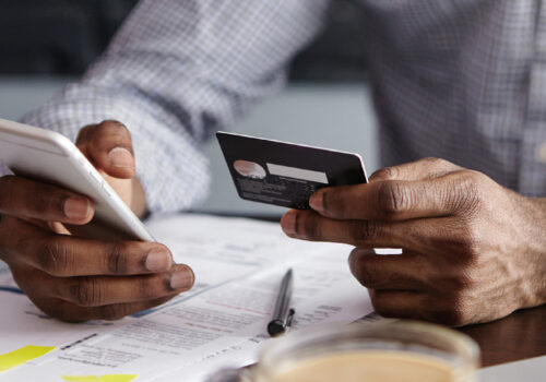 Con fecha 26 de junio de 2025, la Comisión para el Mercado Financiero publicó la Circular N° 2.364, que modifica el Capítulo 12-12 de la Recopilación Actualizada de Normas para bancos sobre prohibición a otorgar créditos a directores, apoderados y personas relacionadas con ellos.